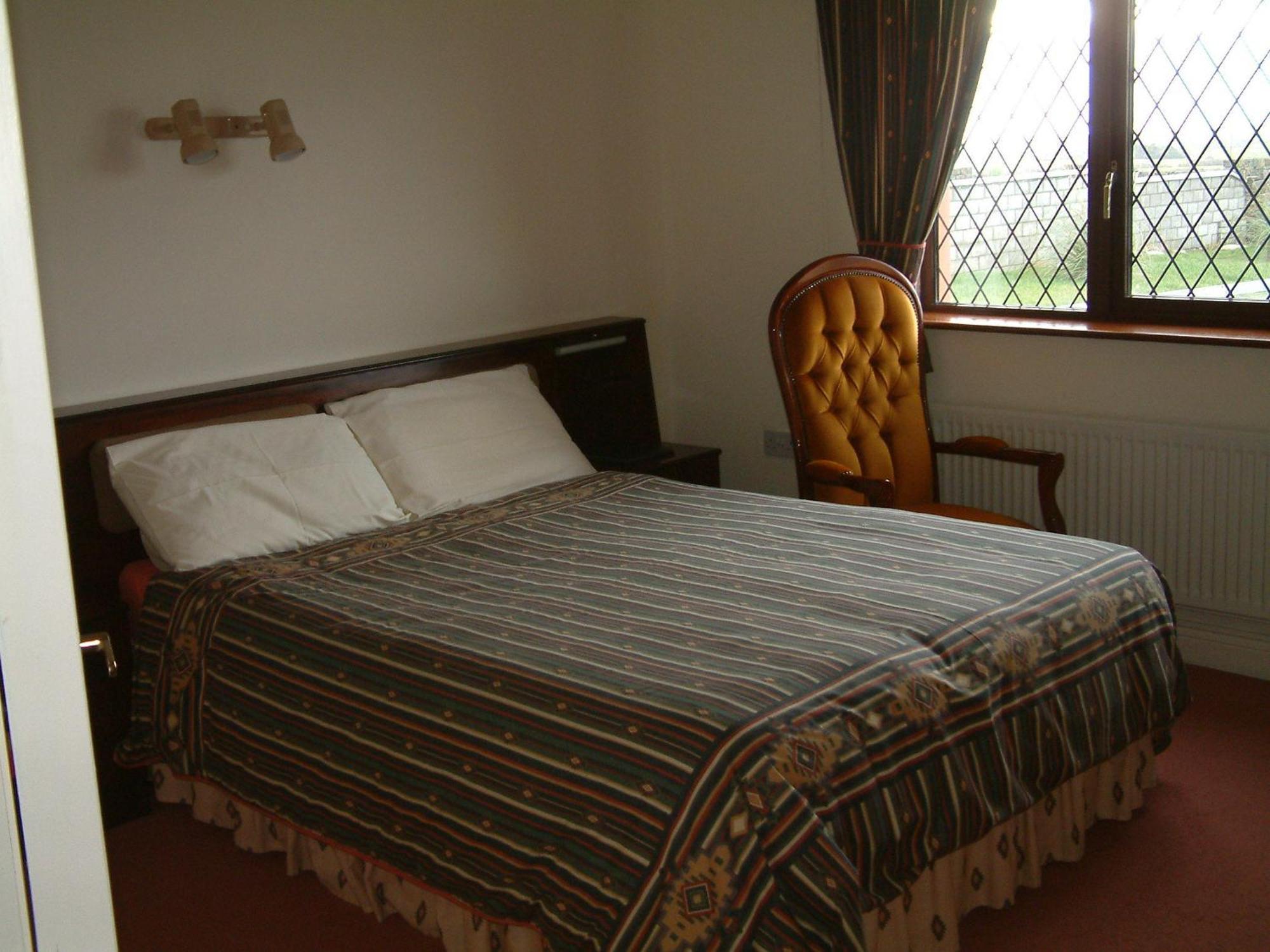 Seanor House Bed & Breakfast แบลลีบัลเนียน ภายนอก รูปภาพ