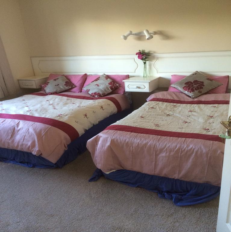 Seanor House Bed & Breakfast แบลลีบัลเนียน ภายนอก รูปภาพ
